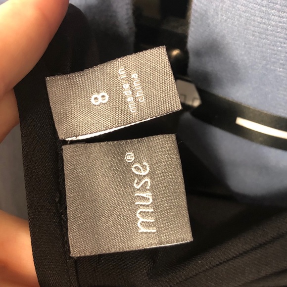 Muse B&W dress - Picture 2 of 2